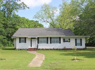 1619 Adeline St, Hattiesburg, MS 39401
