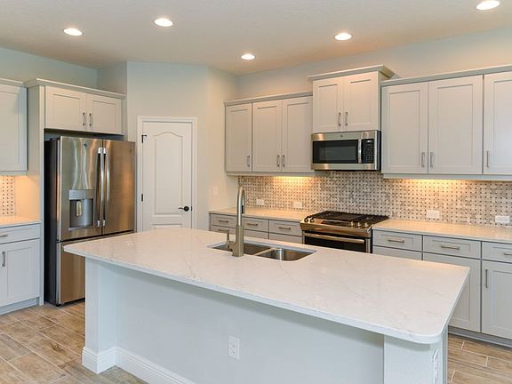 4th image of 213 Rosolina Ct