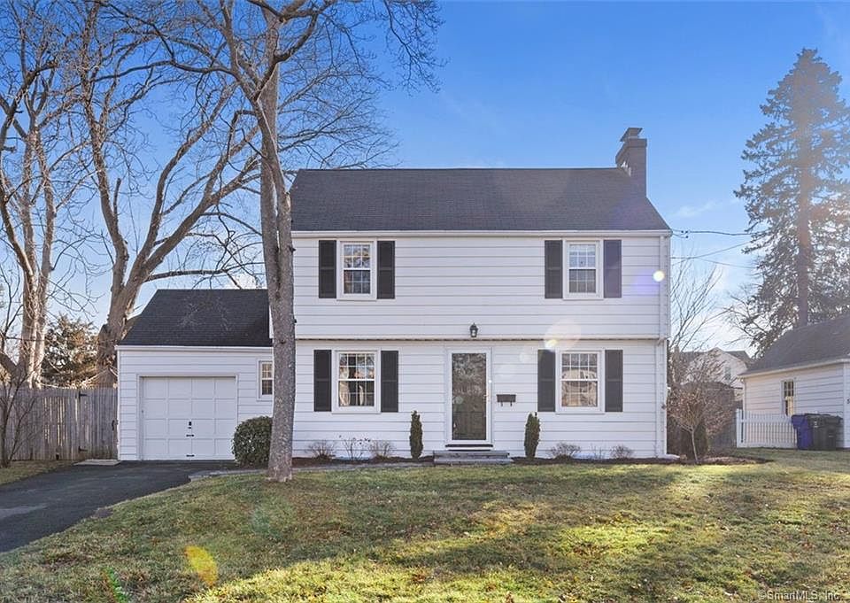 54 Gifford Rd, West Hartford, CT 06119 Zillow