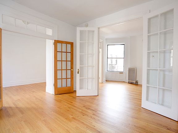 3rd image of 203 W 94th St APT 5C
