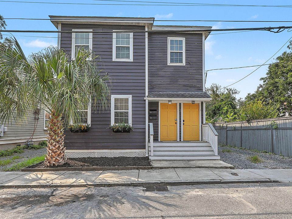 1st image of 3 Strawberry Ln