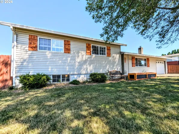 10403 S Grand View Dr, Island City, OR 97850