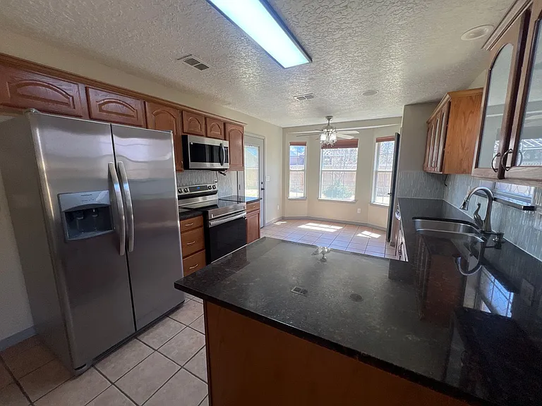 3709 Benjamin Davis Dr — Photo 10