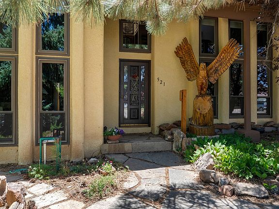 3rd image of 521 Ridgecrest Ave