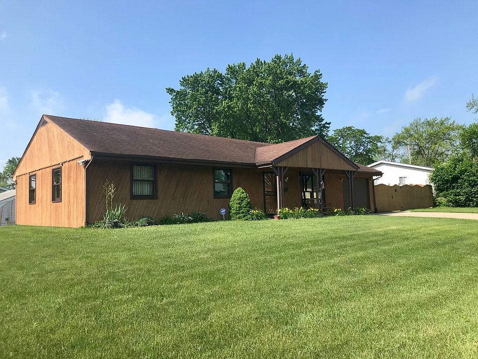 1st image of 10219 Hilltop Dr
