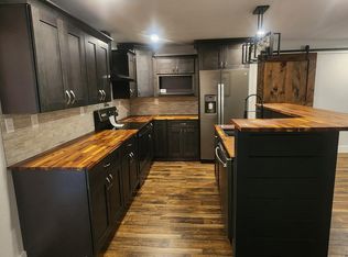 287 Shady Ln, Oneida, TN 37841