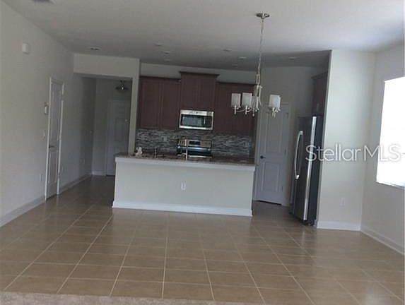 3rd image of 10132 Lovegrass Ln