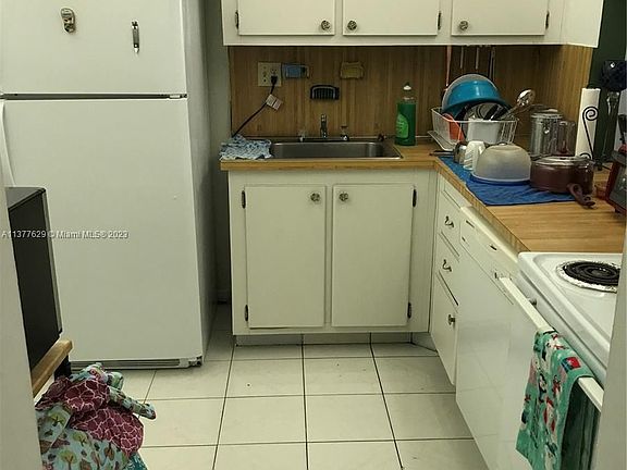 2nd image of 16751 NE 9th Ave APT 501