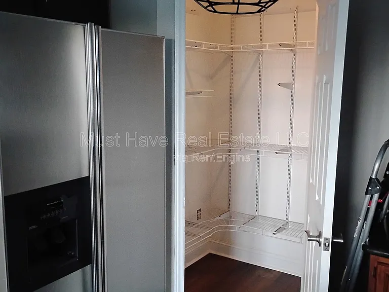 8119 Kerrybrook Cir #1 — Photo 8