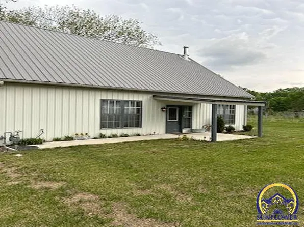108 W Garfield St, Madison, KS 66860