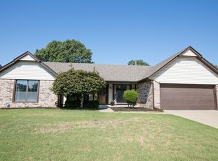 10702 S 89th Ave E, Tulsa, OK 74133