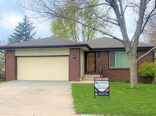5613 Cottontail Cir, Lincoln, NE 68516