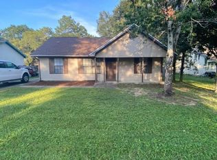 414 Oak Pl, Crestview, FL 32539
