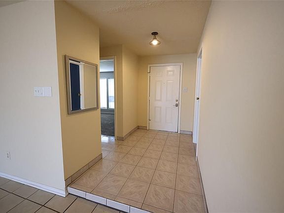 5th image of 13622 Cherrydown St