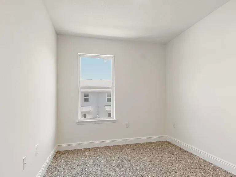 532 Melrose Way — Photo 18