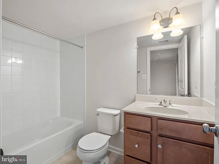 43706 Winterberry Way — Photo 16