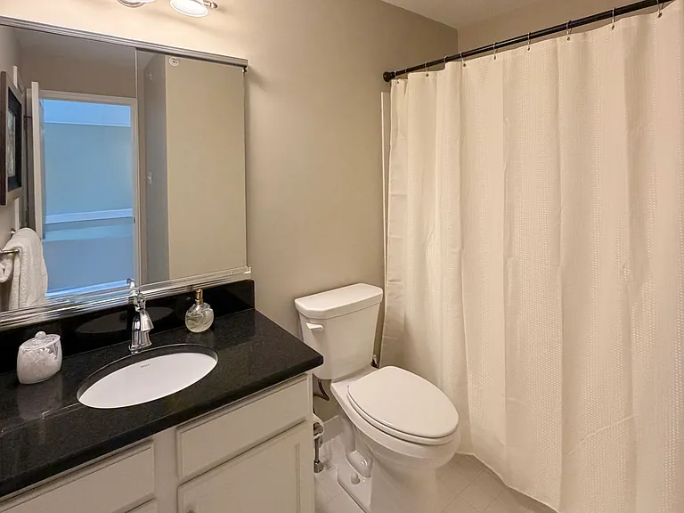 807 Breckinridge Ct — Photo 20