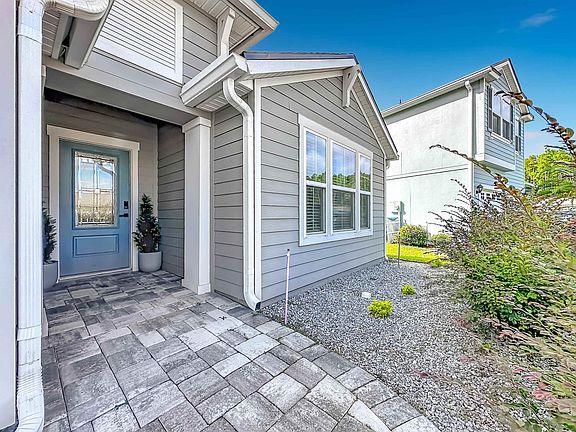 2nd image of 211 Codona Glen Dr