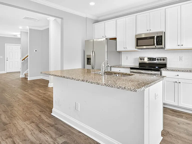 1155 Breadsell Ln — Photo 9