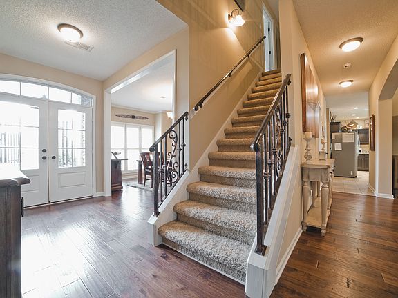 5th image of 5445 Maple Landing Dr