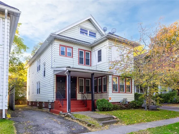 187-189 Delamaine Dr, Rochester, NY 14621