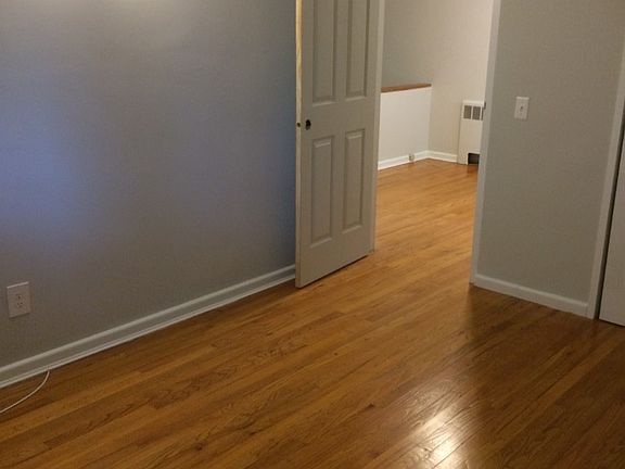 5th image of 718 Wolcott Dr #718