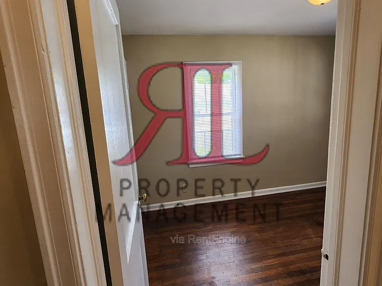416 S Weyant Ave — Photo 22
