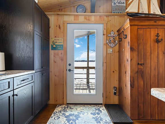 5th image of 121 Dauphinee Rd