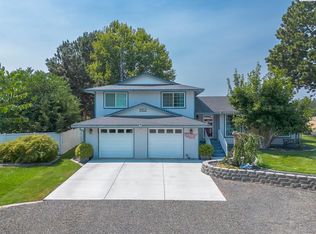 1912 Cherry Ln, Pasco, WA 99301