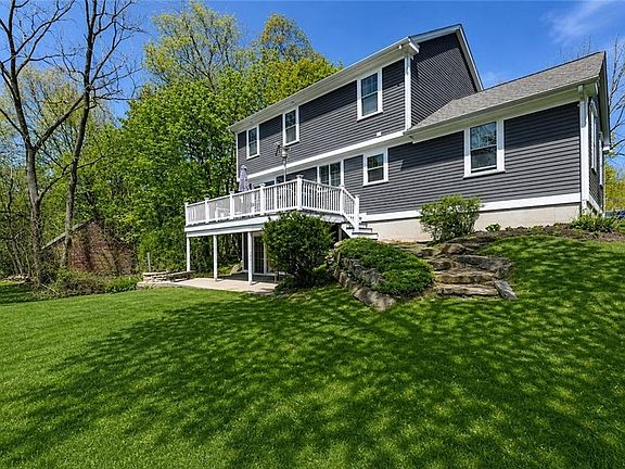 5th image of 50 Searle Ave