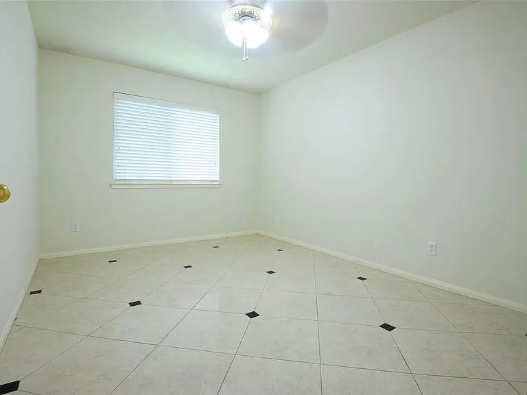 7023 Shaman Ln — Photo 17