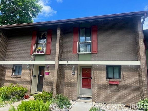 4th image of 2500 Topsfield Rd APT 202