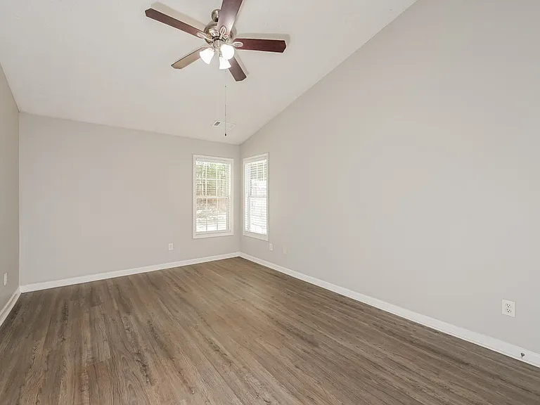 85 Butler Bridge Cir — Photo 9