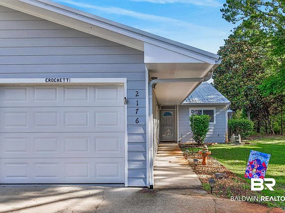 4th image of 2176 Bluebird Cir #1304