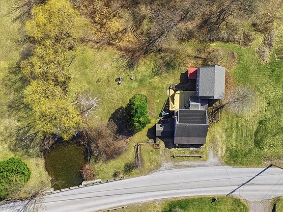 2nd image of 1768 Barnumville Road