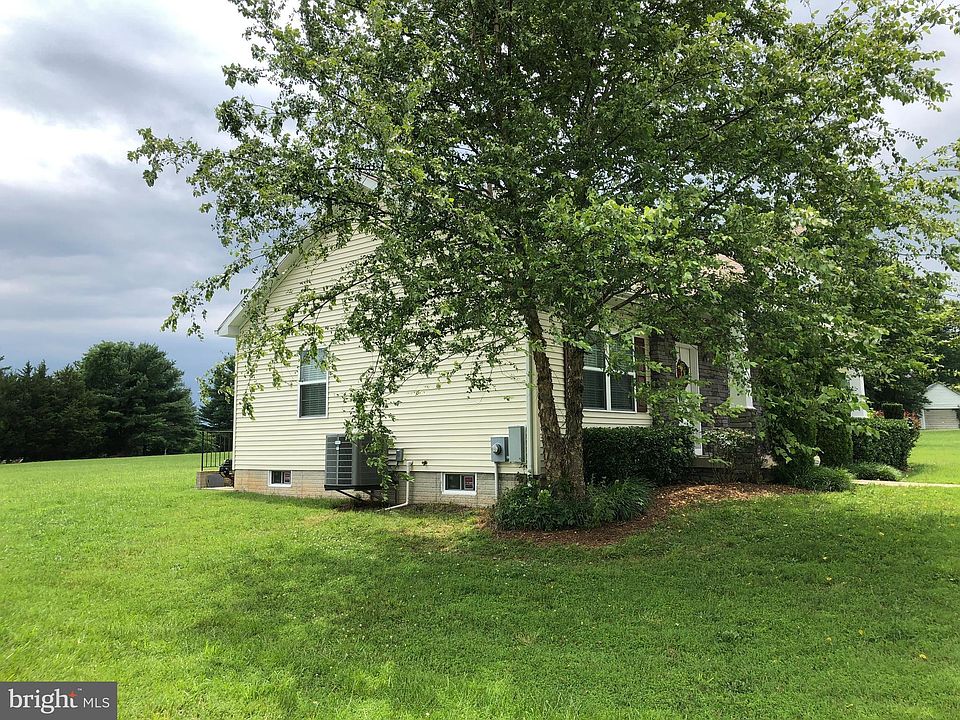 2nd image of 10224 Sweet Gum Dr