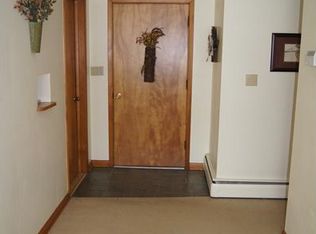 161 Hillview Manor Rd, Leechburg, PA 15656