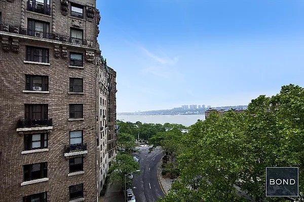 Sold by Bond New York | media 1