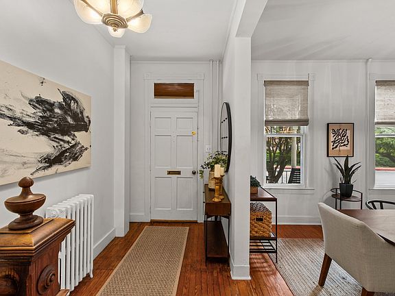 5th image of 268 King George St
