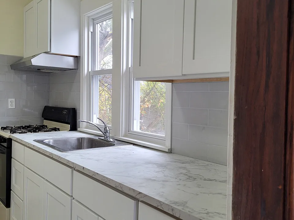 Newly Renovated Kitchen