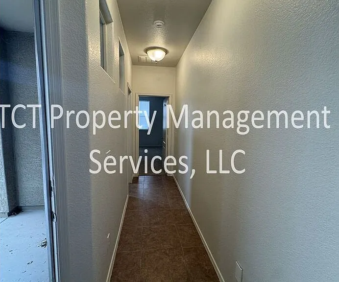 31304 N Cavalier Dr — Photo 16