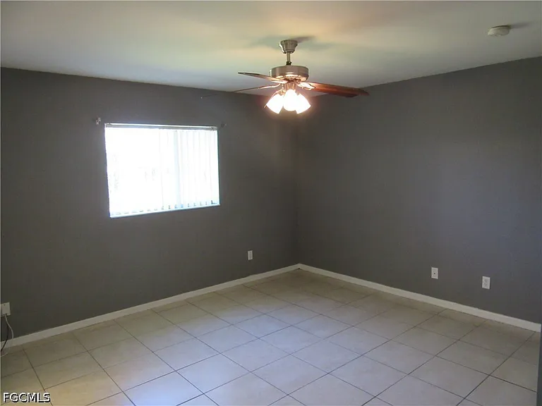 922 Eisenhower Blvd — Photo 17