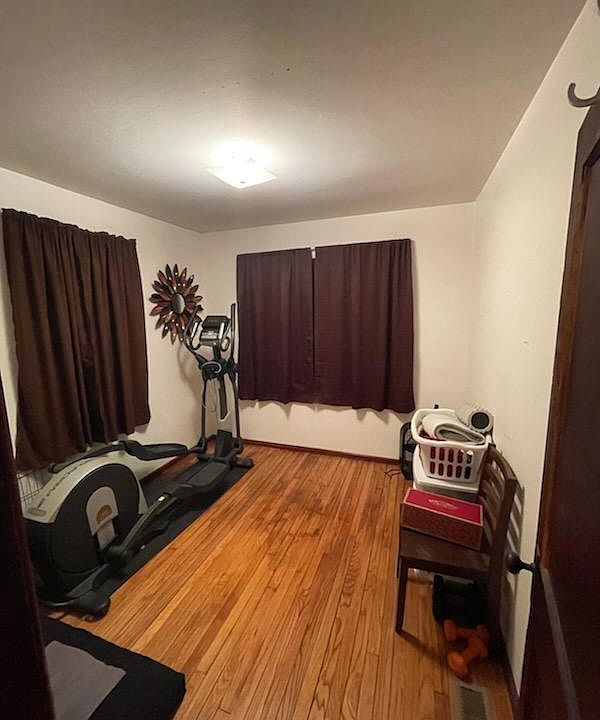 2nd image of 320 Memphis Ave
