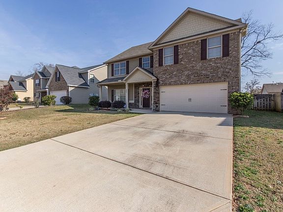3rd image of 305 Haywood Dr