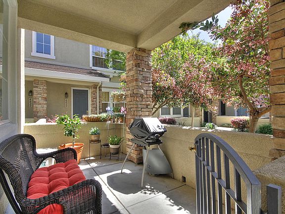 5th image of 4827 Swinford Ct