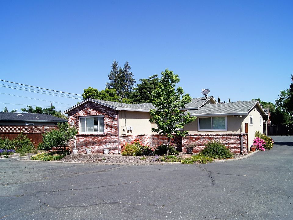 2nd image of 3487 Euclid Ave