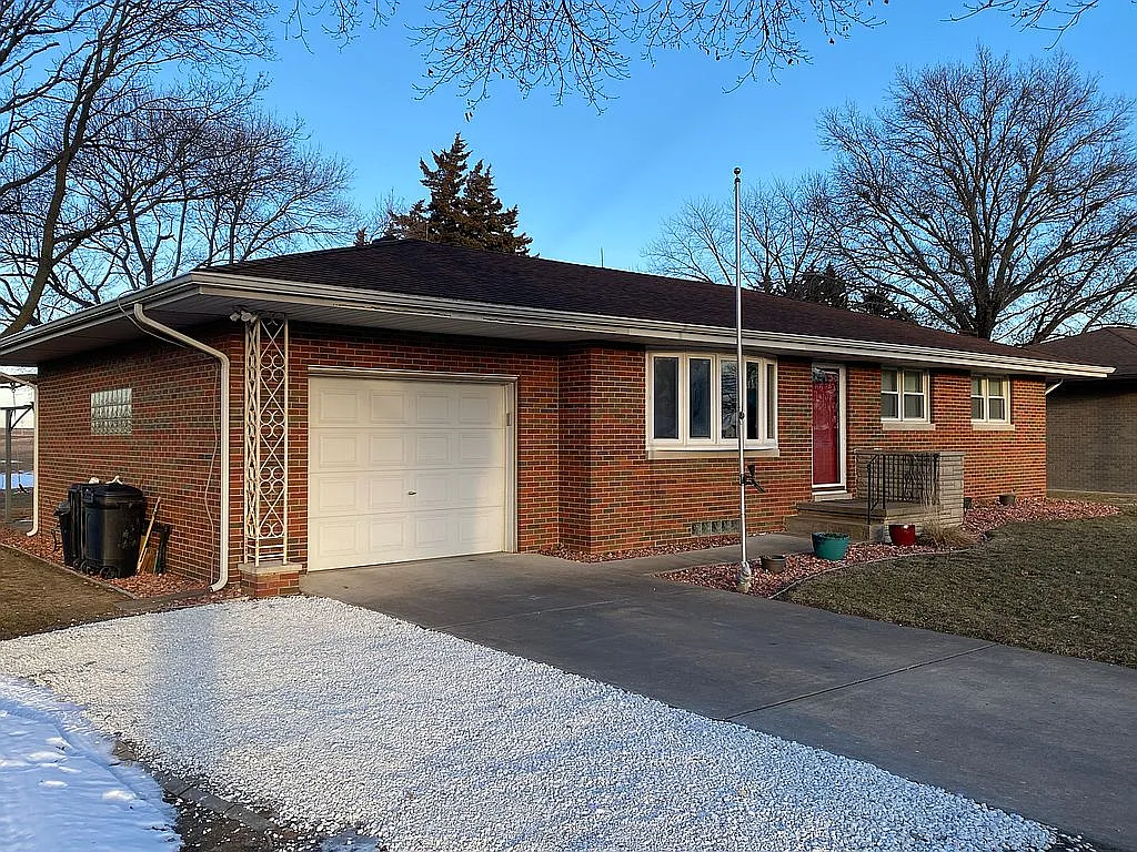 110 Pieper Cir photo 1