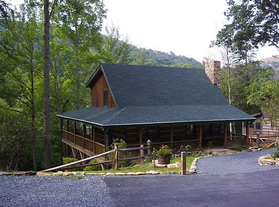 3rd image of 196 Little Lake Dr
