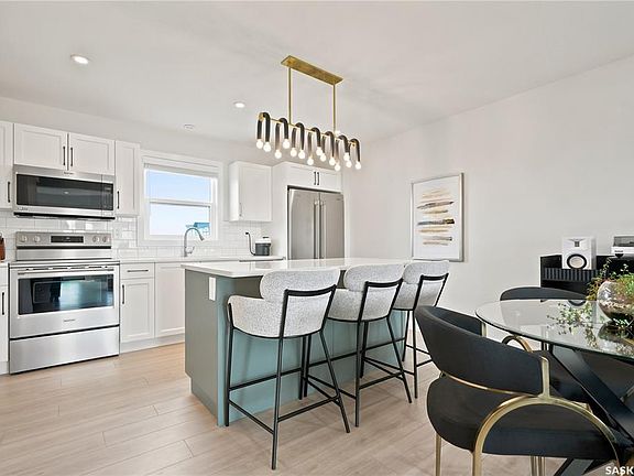 2nd image of UNIT 41-651 Dubois CRESCENT