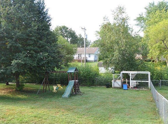 5th image of 1202 Gadwell St